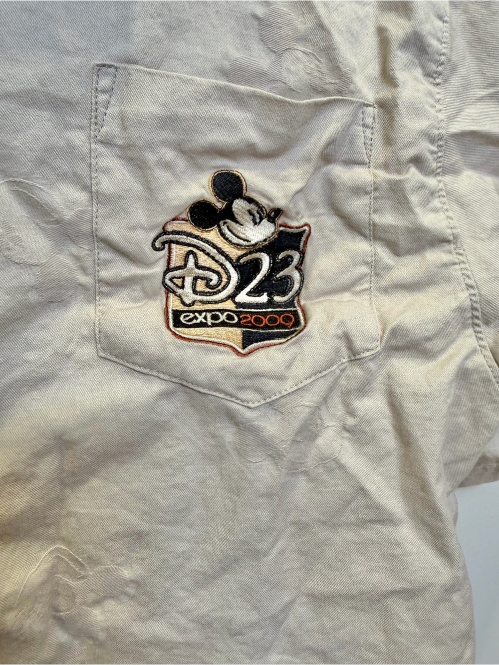 DISNEY *RARE* D23 Mickey Mouse Charter Year Short Sleeve Button-Up - Picture 3 of 7